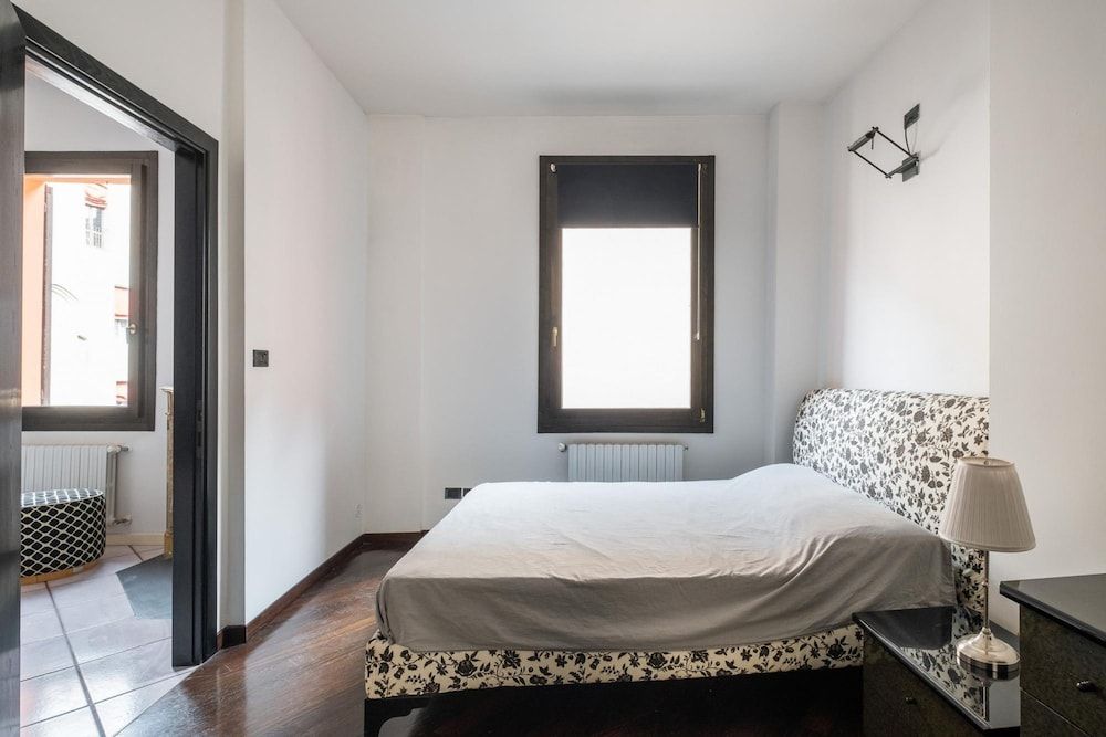 undefined Torre Dell Orologio Apartment by Wonderful Italy 8