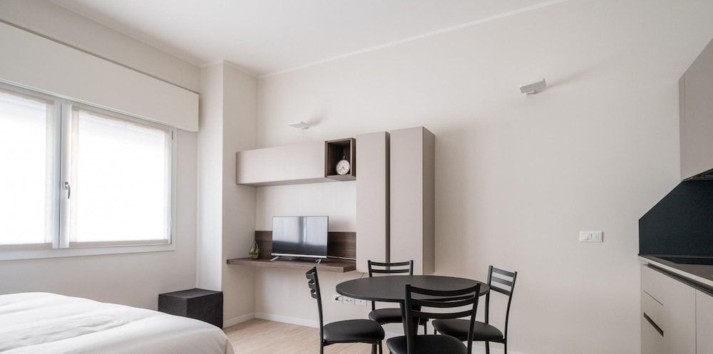 Studio Grey al Parco Della Montagnola by Wonderful Italy Apartment 18