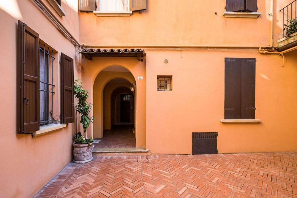 undefined Cozy Central Apartment by Wonderful Italy 2