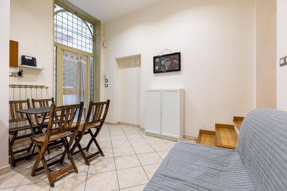 Rialto 5 - A due Passi da Piazza S Stefano Apartment 4