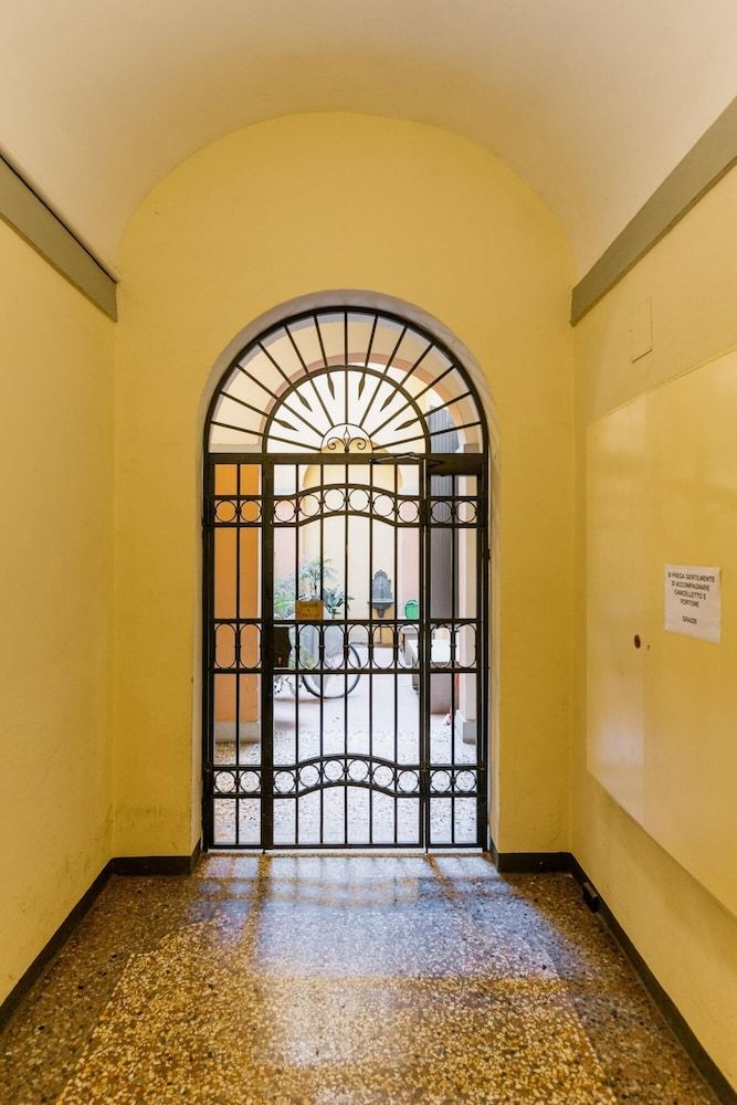 Rialto 5 - A due Passi da Piazza S Stefano Apartment 17