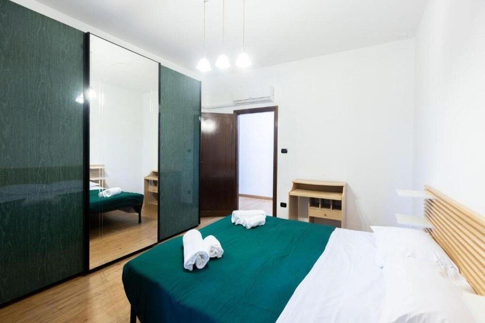 undefined Lame - Shortholidays 2