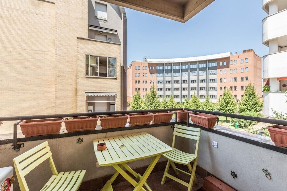 undefined Dossetti in Bologna With 1 Bedrooms and 1 Bathrooms 3