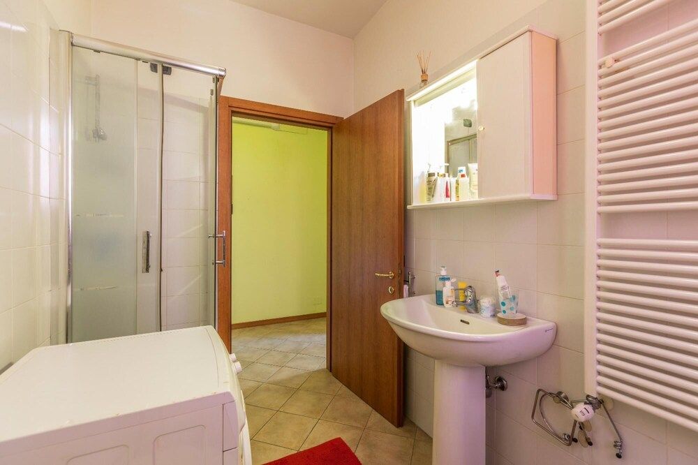 undefined Dossetti in Bologna With 1 Bedrooms and 1 Bathrooms 10