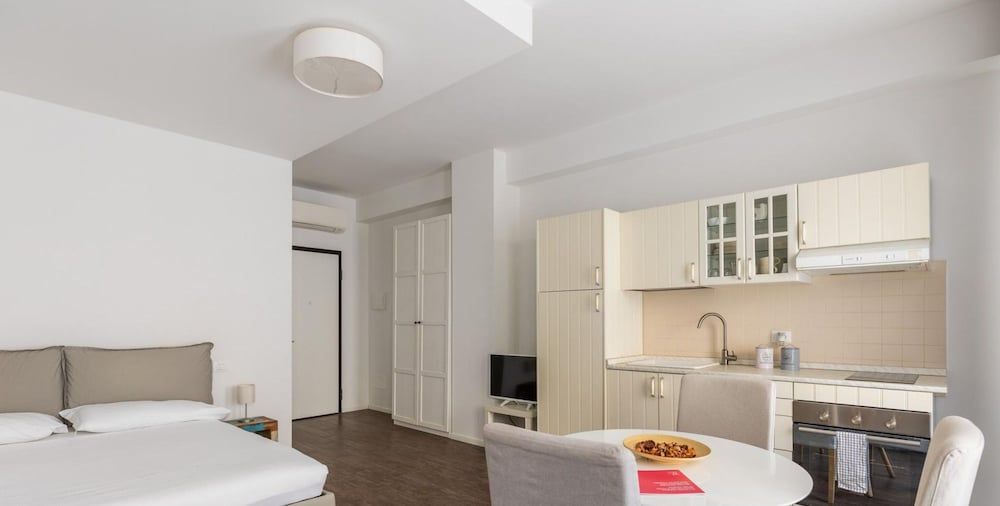 undefined Largo Molina Studio III by Wonderful Italy 10