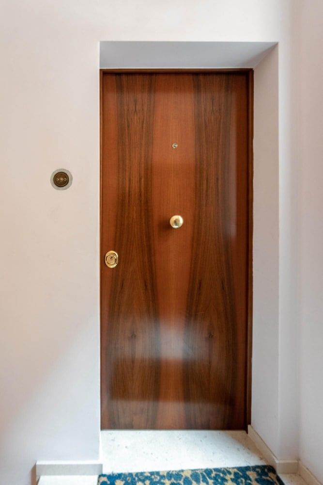 Santo Stefano 13 - Quadrilocale Elegante Apartment 22