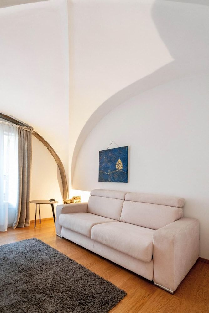 Santo Stefano 13 - Quadrilocale Elegante Apartment 19