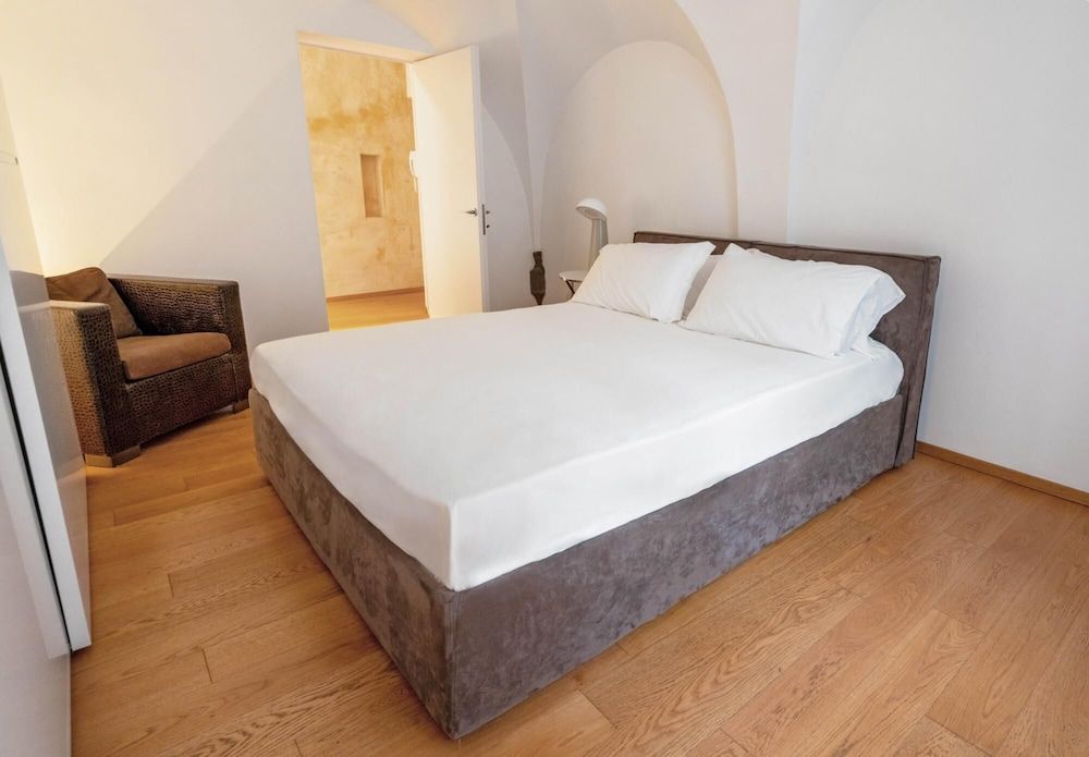 Santo Stefano 13 - Quadrilocale Elegante Apartment