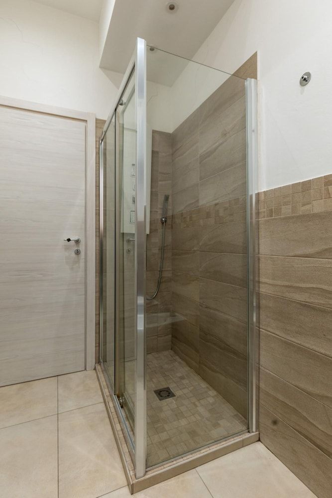 Palazzina Carracci - Appartamento Tarantino Apartment 6