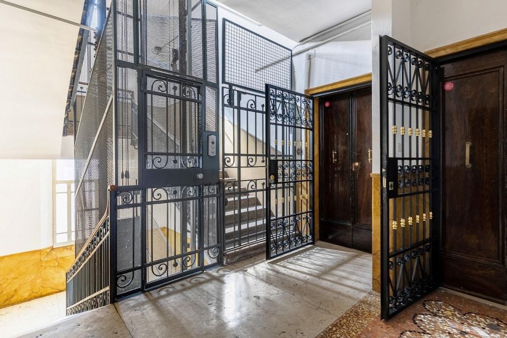 Irnerio Apartments - Blue Velvet by Wonderful Italy Apartment 13