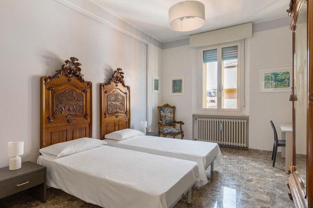 Irnerio 17 - Irnerio Apartments - Black Widow Apartment 7