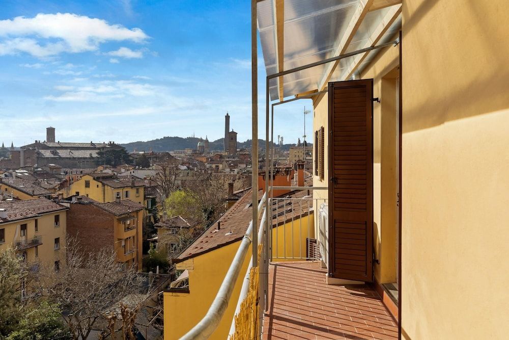 Irnerio 17 - Irnerio Apartments - Black Widow Apartment 9