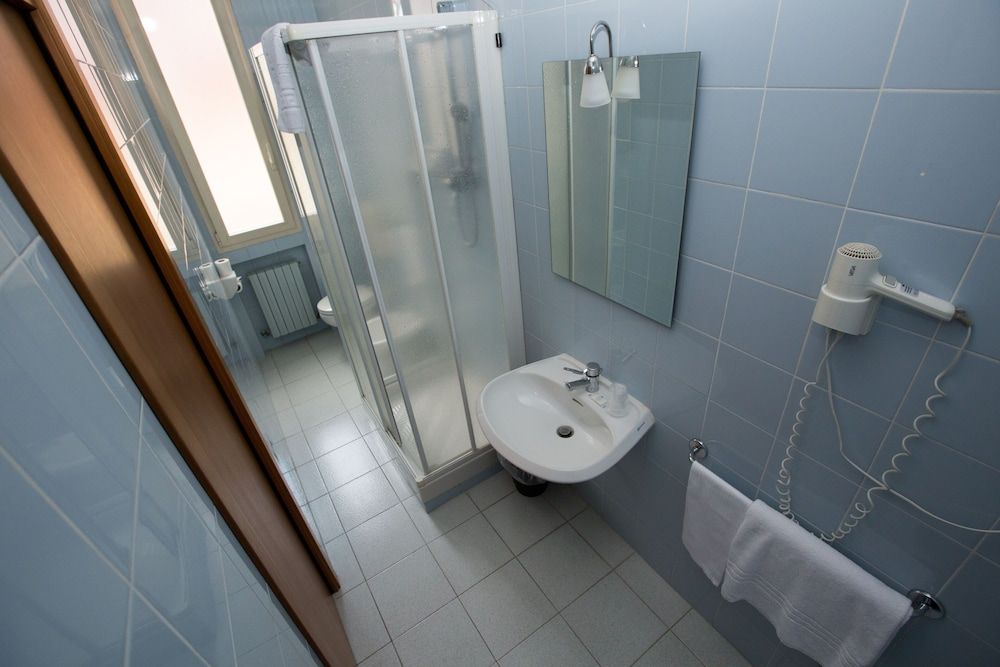 undefined Hotel Arcoveggio 9