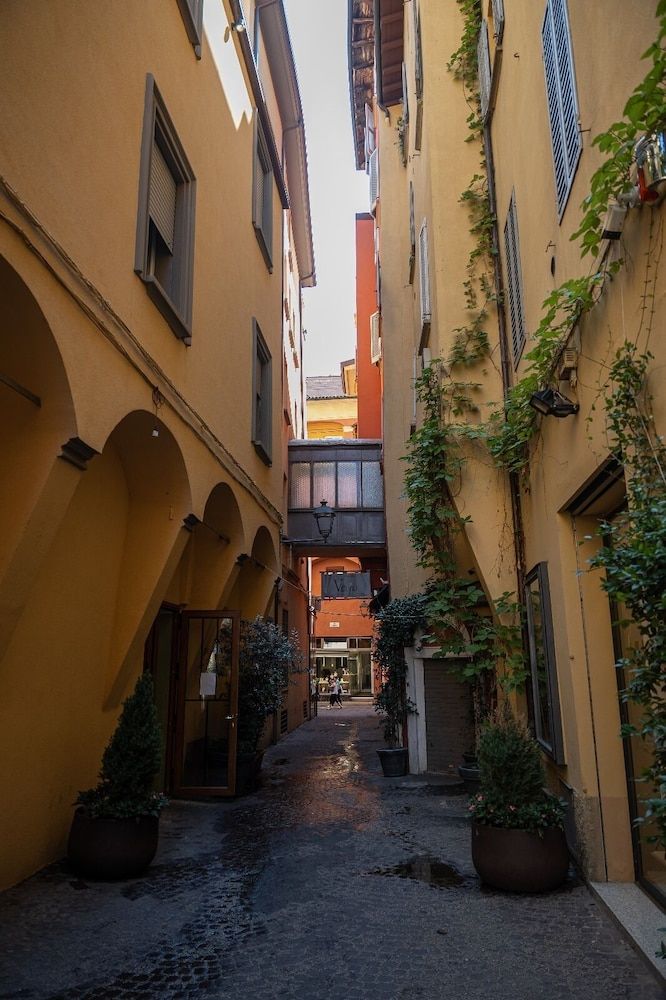 undefined Hotel Roma 8