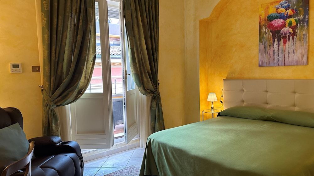 undefined Hotel Roma 5