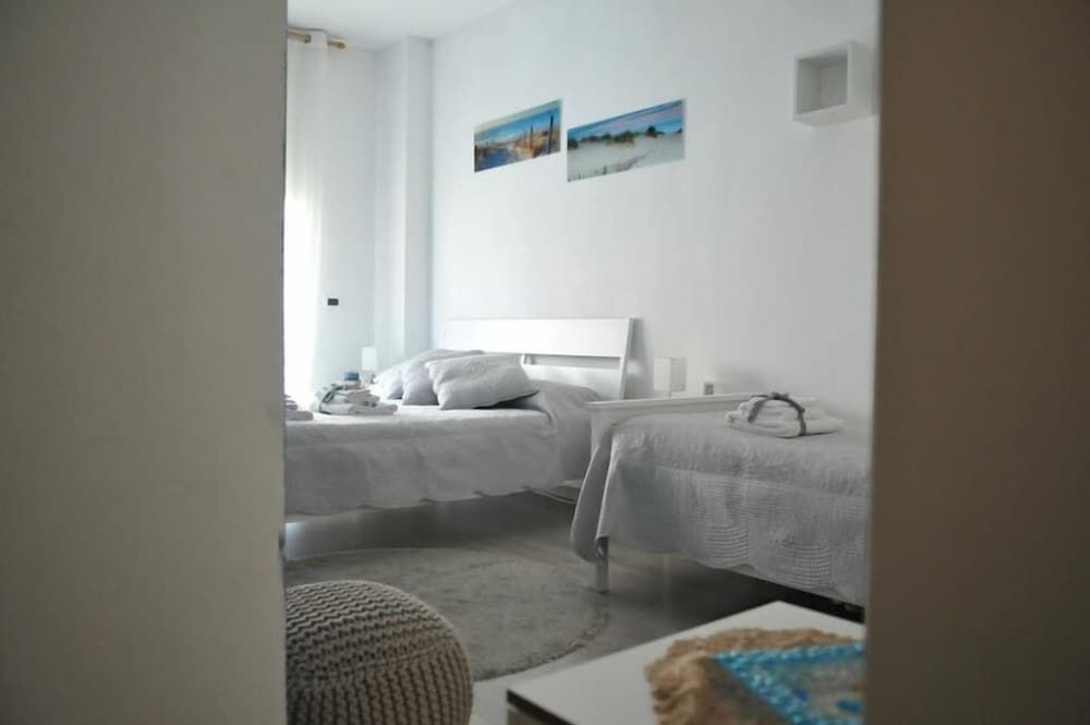 B&B San Vitale Triple Room, Ensuite 11