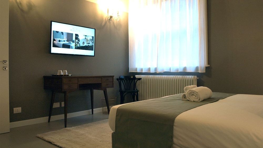 Villa Gotti Charming Rooms Superior Double or Twin Room 7