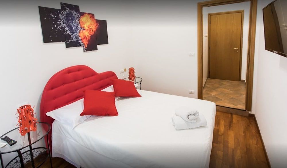 undefined Le Camere di Porta San Felice Self check-in 9