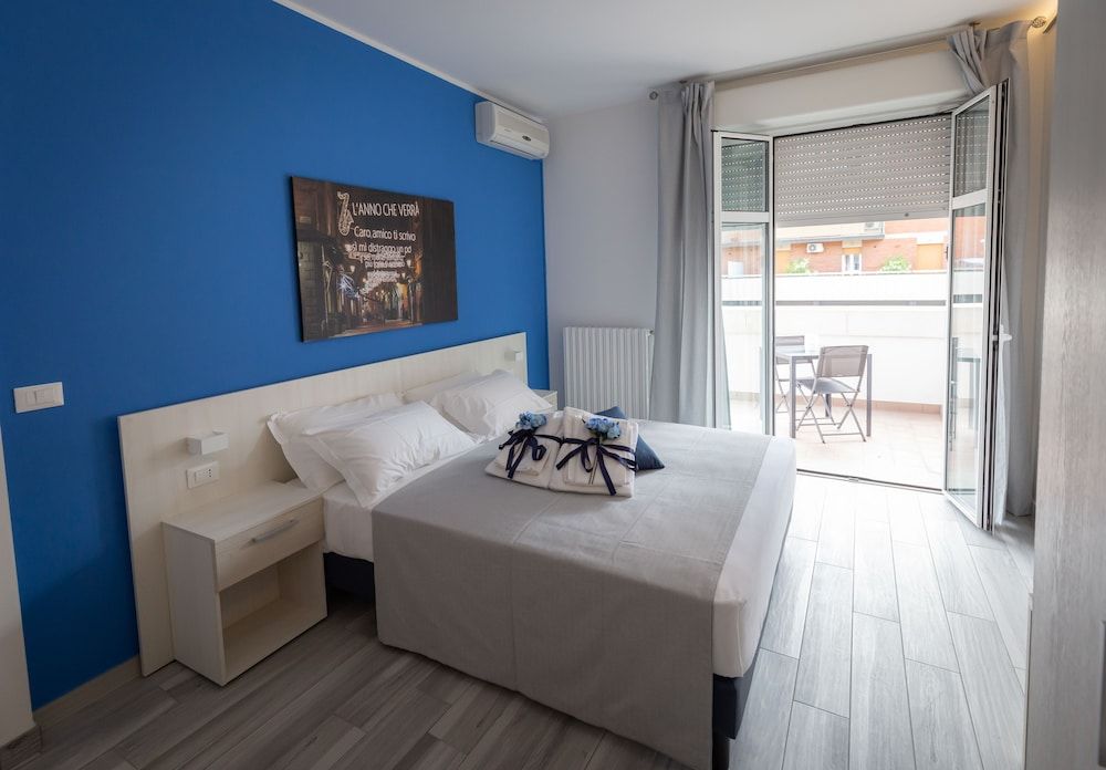 Mary's Tower Deluxe Double or Twin Room, Terrace 4