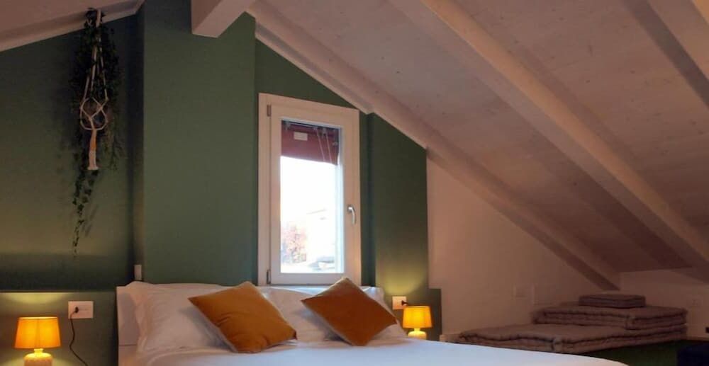 Cosmopolitan Central Rooms Design Room, Terrace, City View 6