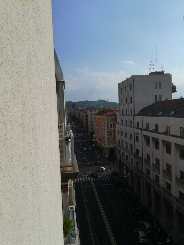 undefined Amendola Apartments 9