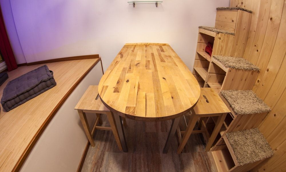 undefined Guesthouse 4Roomz 5