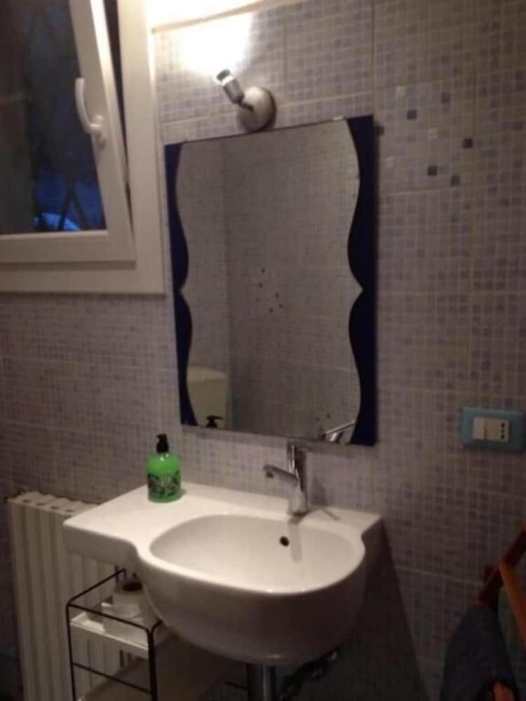 undefined Verdi Plaza - Hostel 7