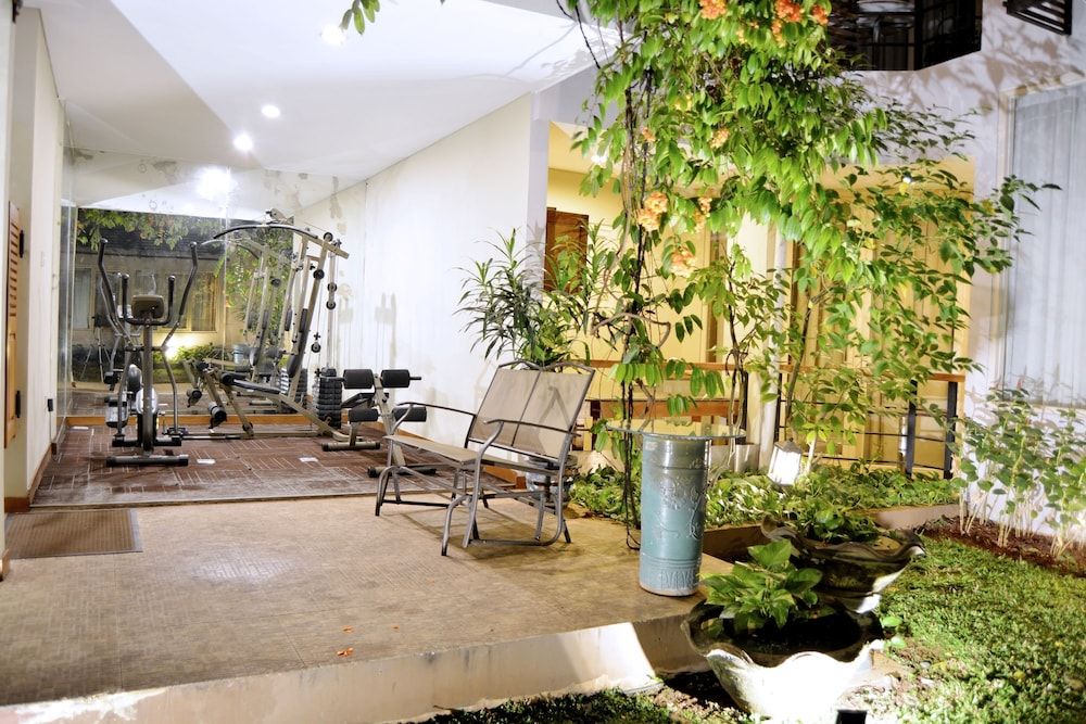 undefined W Home Cipete 10