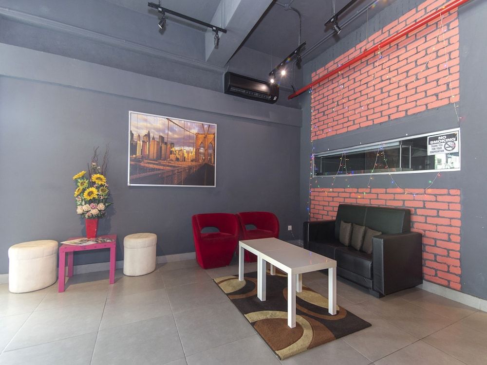 undefined OYO 128 Mutiara Suites 6