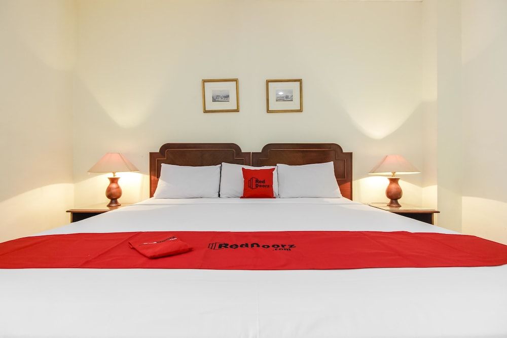 undefined RedDoorz Plus near GBK Senayan 2