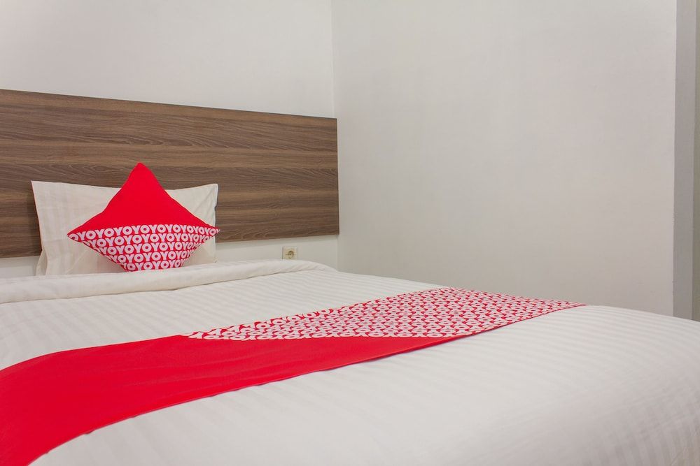 undefined OYO 657 Elite Residence 71 6