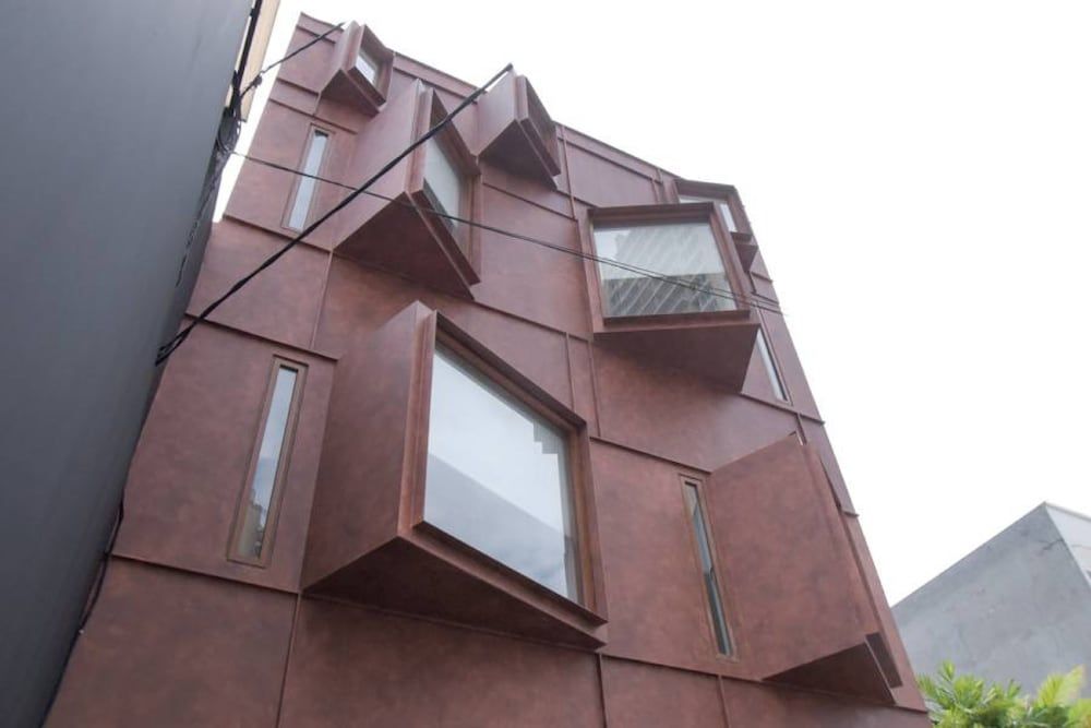 undefined Urbanview Hotel Odori Pondok Indah 3