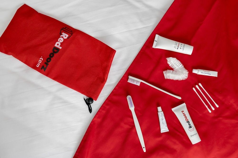 undefined RedDoorz Plus @ Radio Dalam 2 9