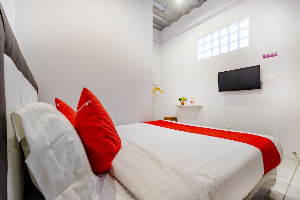 undefined Fongki Place 5