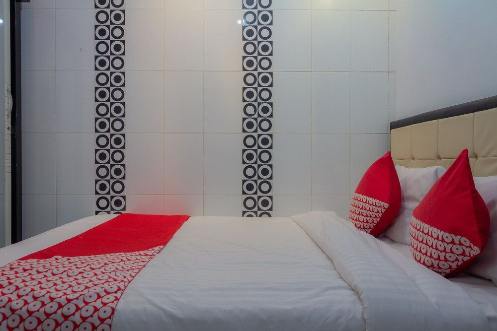 undefined OYO 649 K68 Residence 5