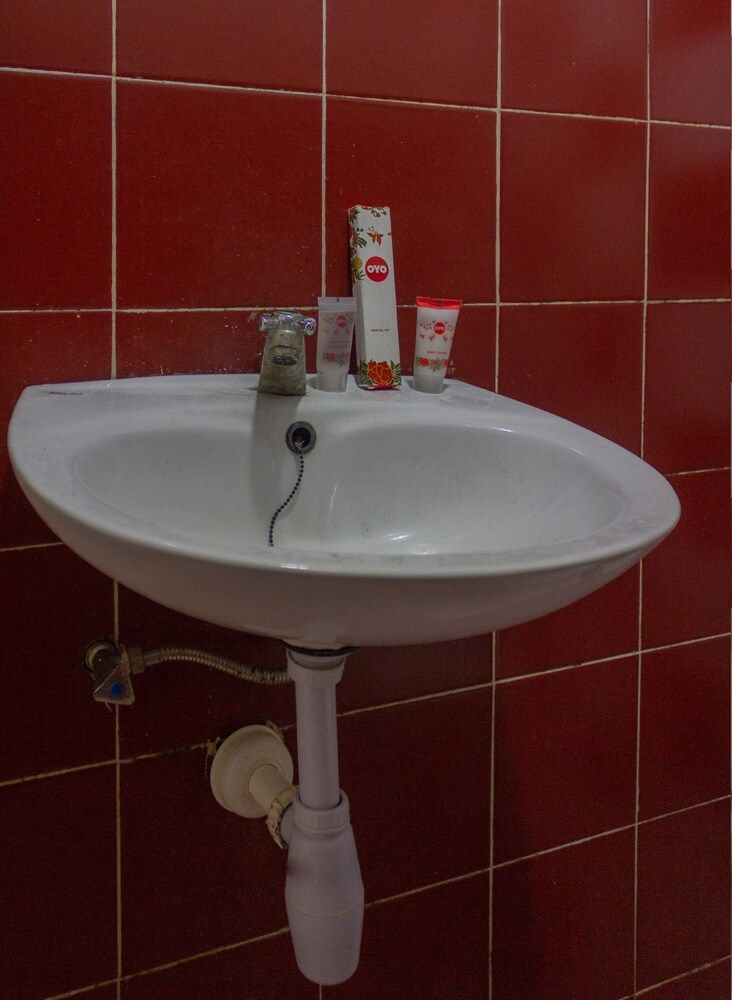 OYO 649 K68 Residence Standard Double Room, 1 Double Bed 10