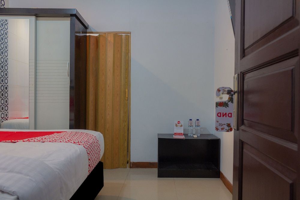 OYO 649 K68 Residence Standard Double Room, 1 Double Bed 5
