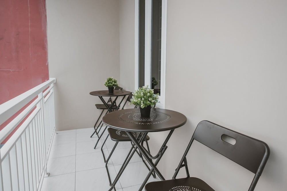 undefined RedDoorz Syariah near Siloam  Hospital Kebon Jeruk 3