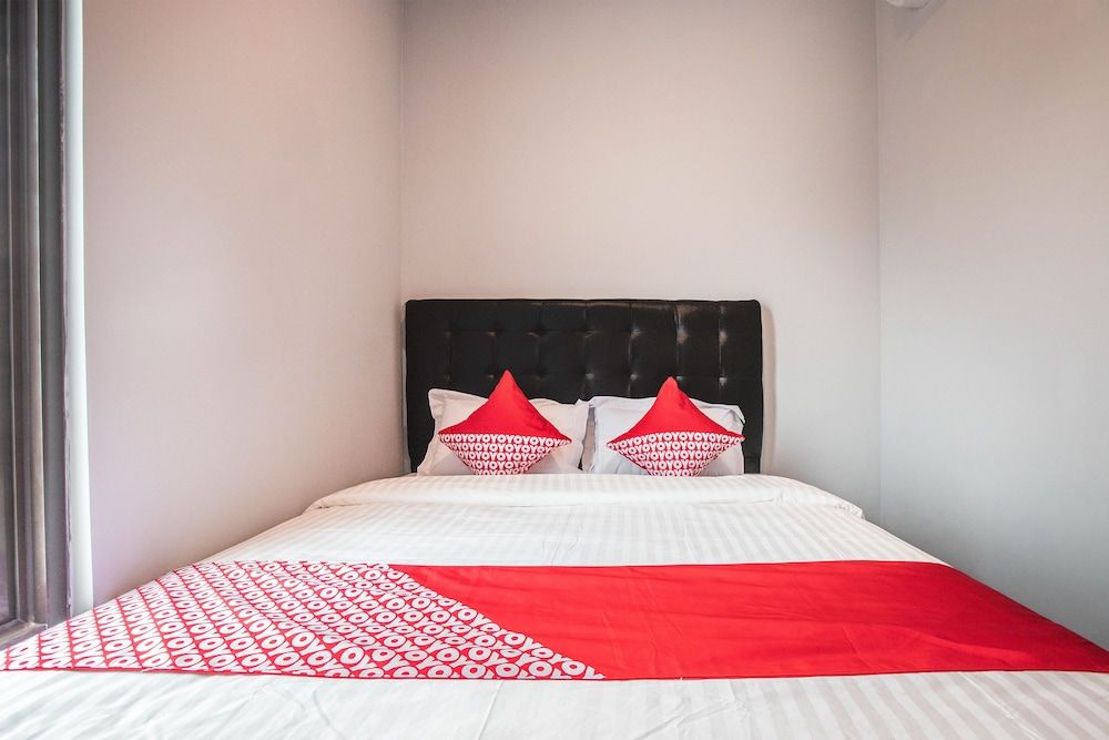 OYO 842 Arafuru Residence Standard Double Room 8