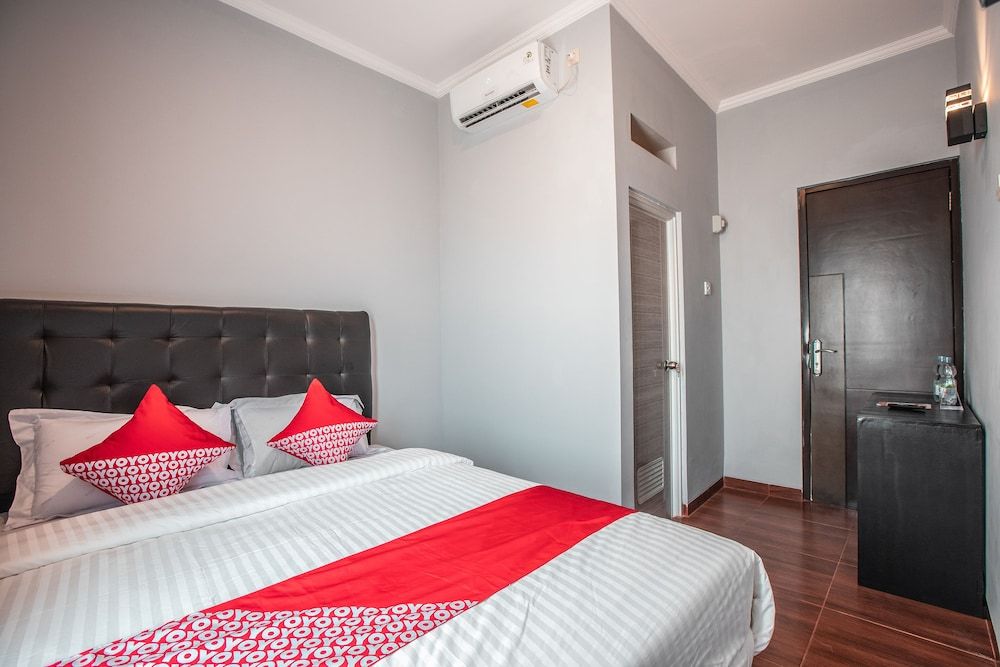 OYO 842 Arafuru Residence Standard Double Room