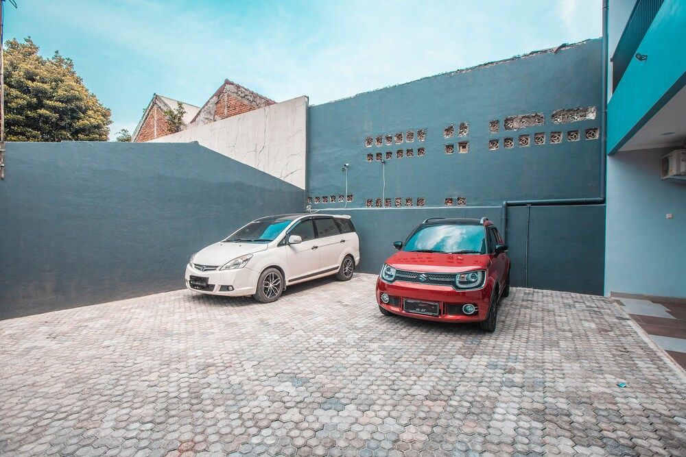 undefined OYO 842 Arafuru Residence 6