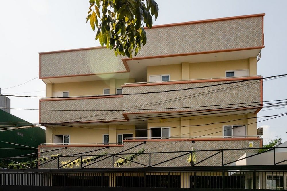 undefined RedDoorz near Plaza Atrium Senen 2