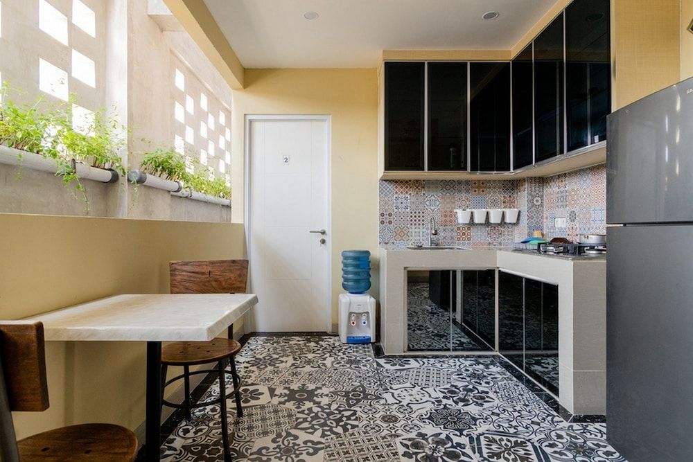 undefined RedDoorz near Plaza Atrium Senen 4