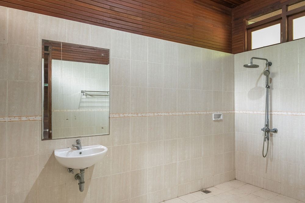 RedDoorz Resort @ Taman Wisata Mangrove Double Room 4