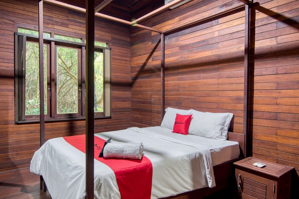undefined RedDoorz Resort @ Taman Wisata Mangrove 3
