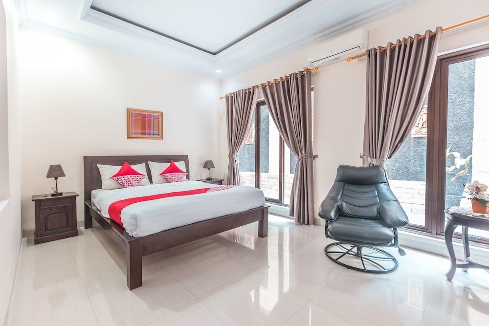 undefined OYO 1667 Wisma Lux Barkah 9