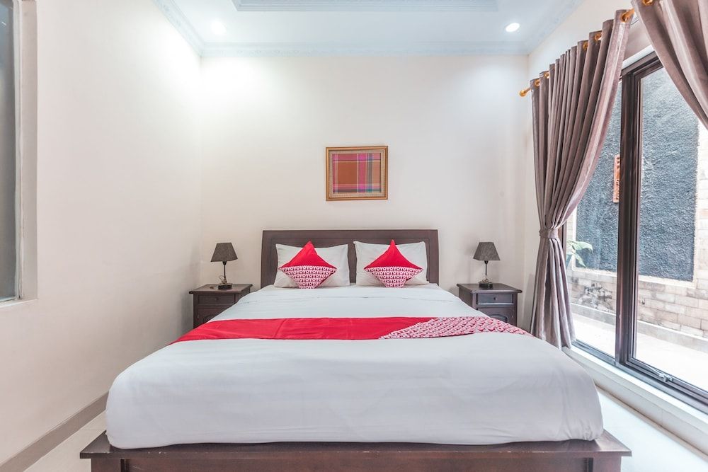 OYO 1667 Wisma Lux Barkah Deluxe Suite 3