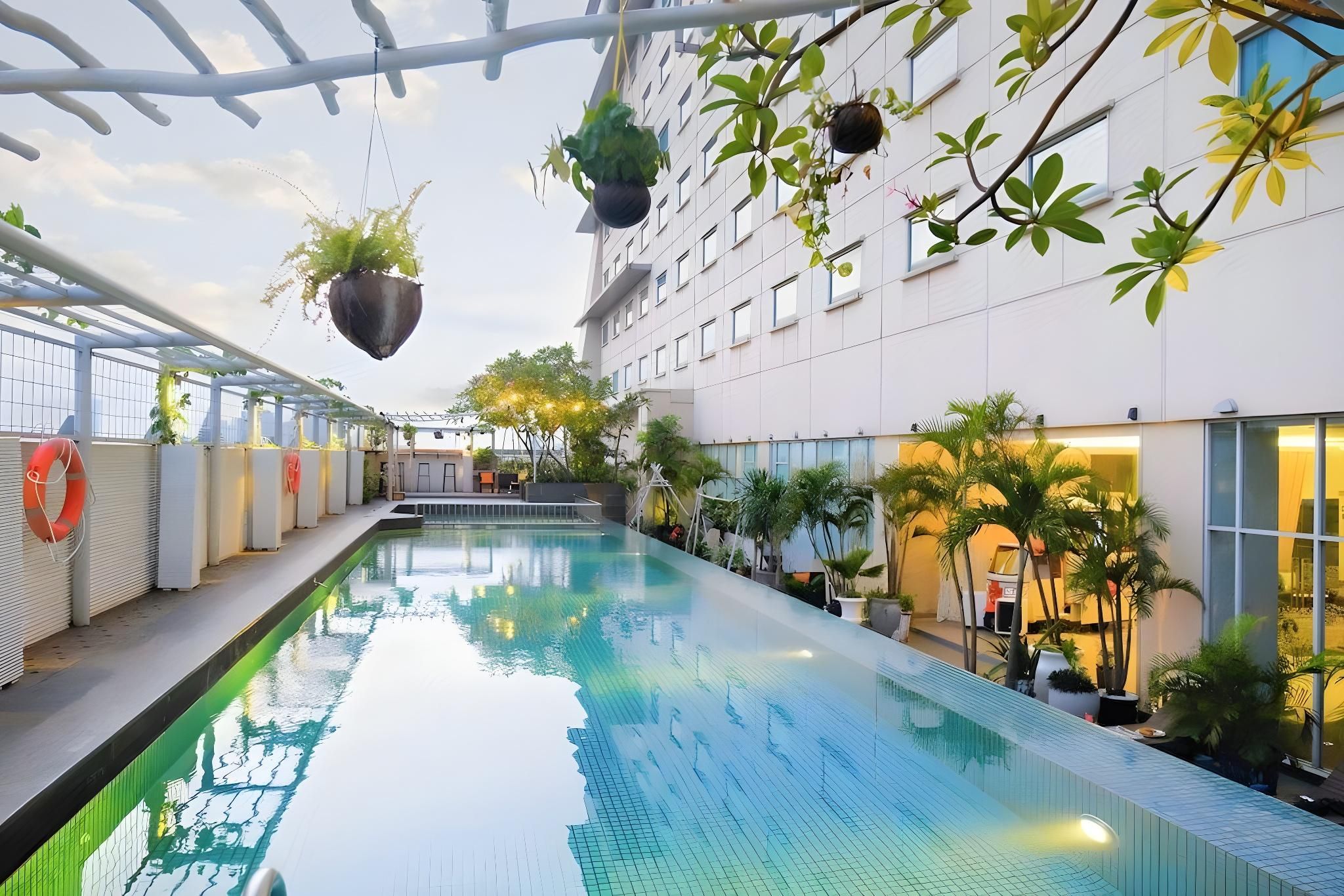 undefined HARRIS Hotel & Conventions Kelapa Gading 8