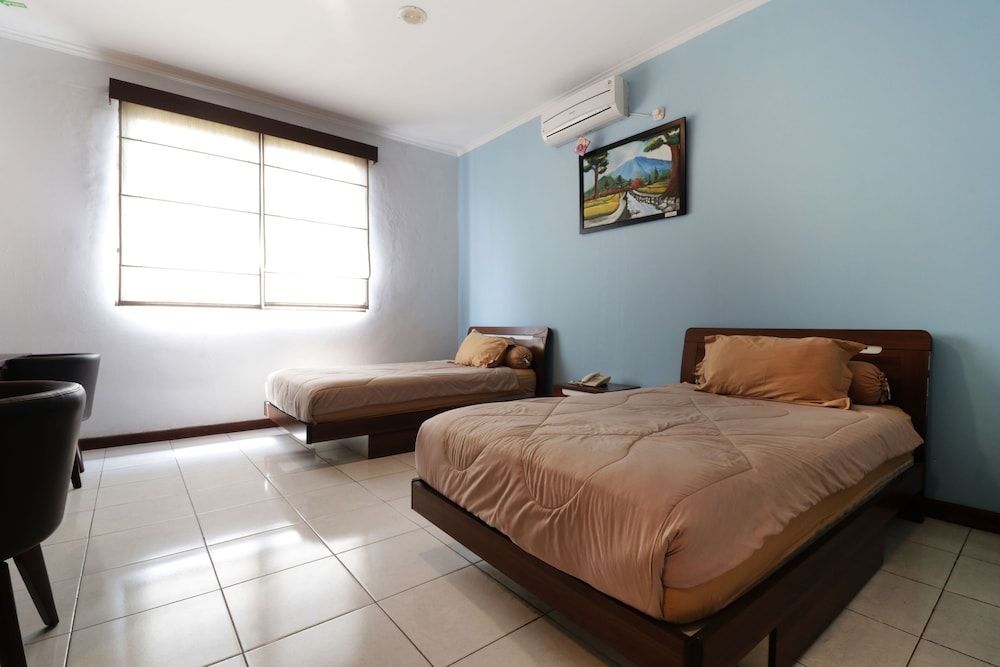 Wisma Konservasi Superior Twin Room 6