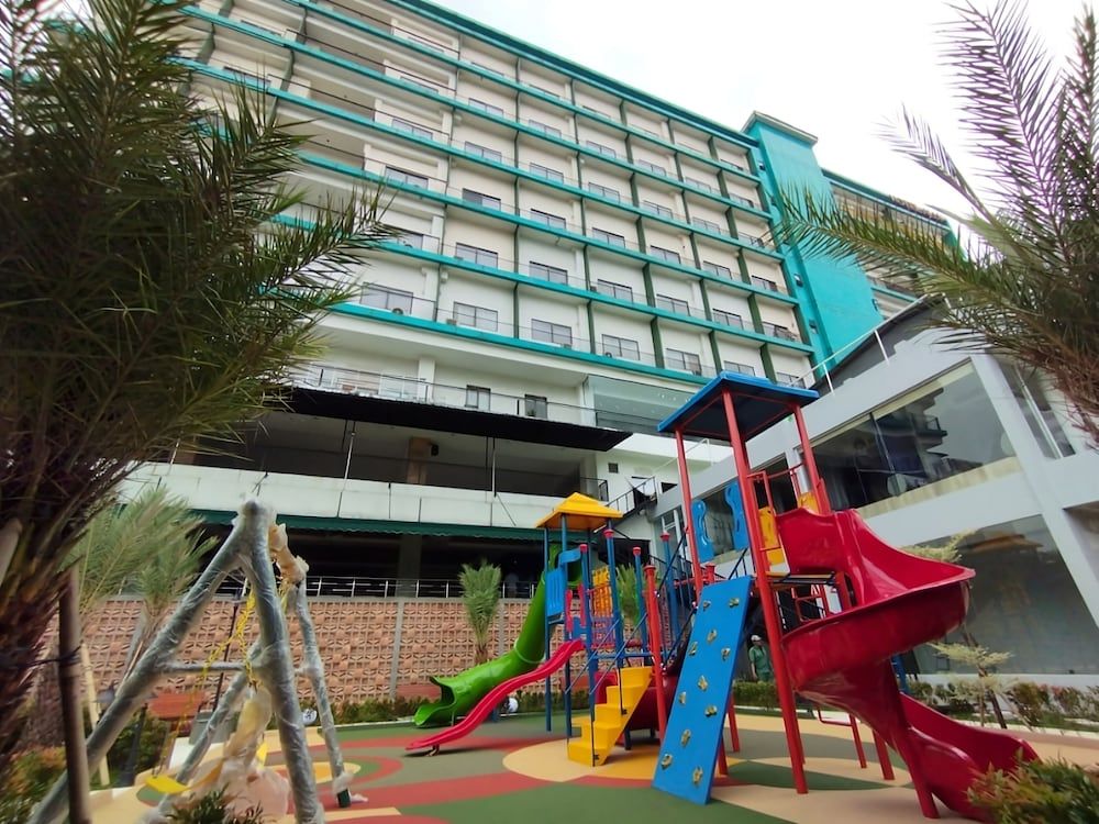 undefined Gren Alia Jakarta Hotel 8